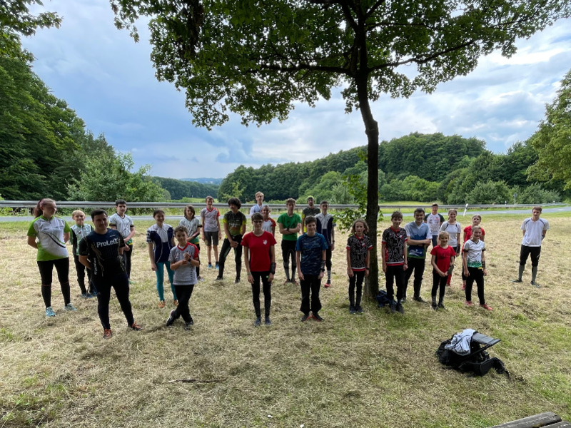 Gruppenbild am Sonntag bei schönstem Wetter