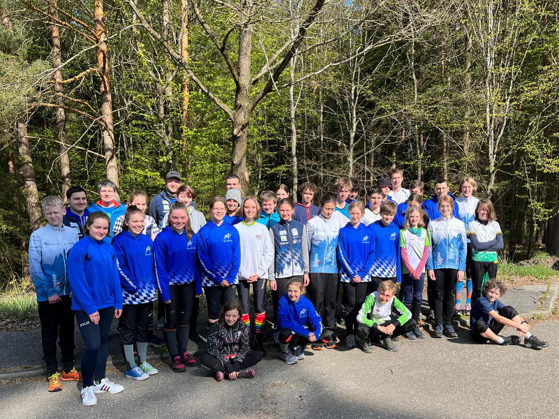 Landeskader und Kaderumfeld bei der Frühjahrsmaßnahme